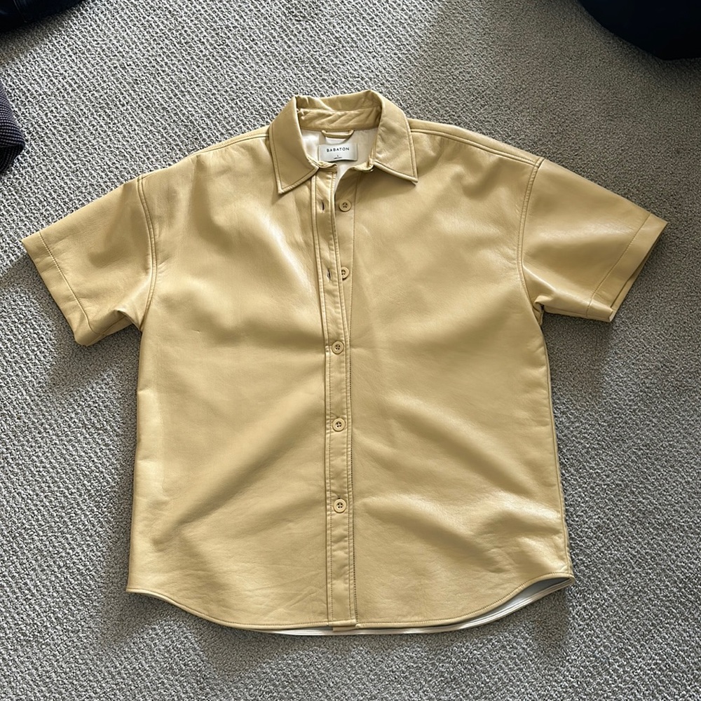 Like new BABATON yellow pleather button down from aritzia size large